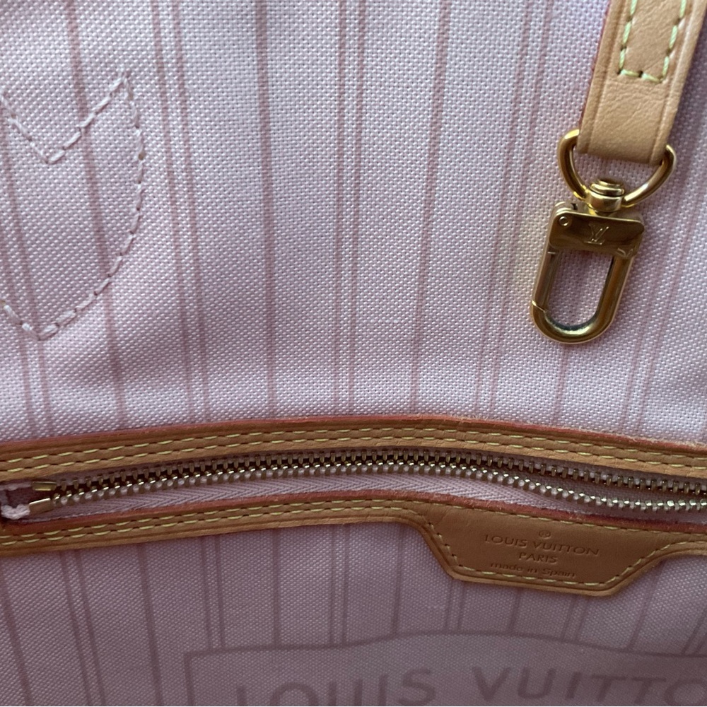 Louis Vuitton Tahitienne bag and pouch MM size - Picture 8 of 10